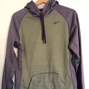 Women’s Small Nike Hoodie